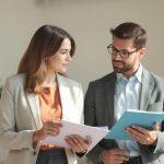 Imposztor-szindróma legyőzése: pszichológiai stratégiák, példák és gyakorlatok szakembereknek